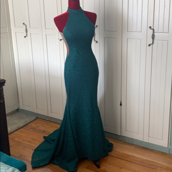 Jovani Dresses & Skirts - Sparkling Emerald Formal Gown